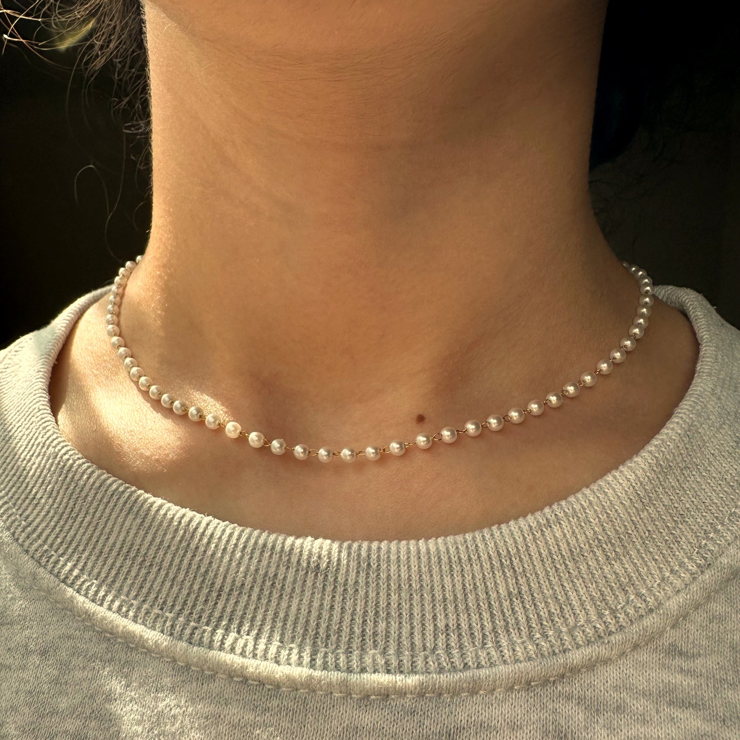 Minimalist Pearl Choker Necklace